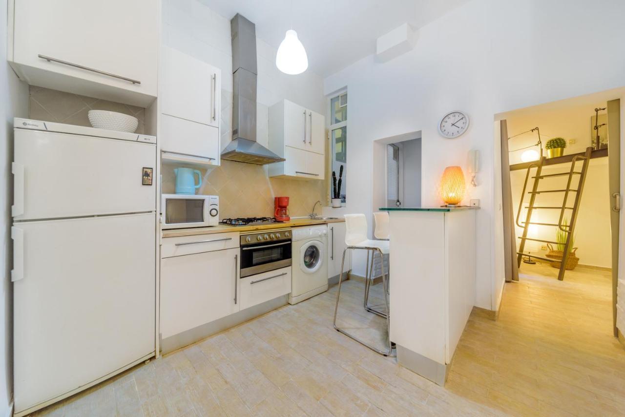 Stylish Loft At Chueca'S Heart Apartment มาดริด ภายนอก รูปภาพ