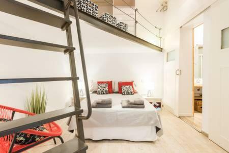 Stylish Loft At Chueca'S Heart Apartment มาดริด ภายนอก รูปภาพ